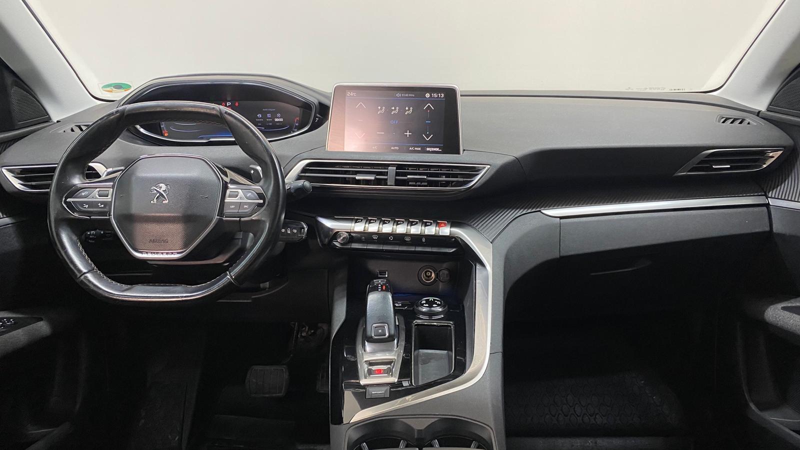 PEUGEOT 3008 11